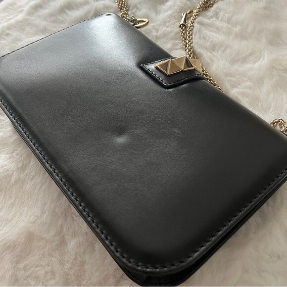 Valentino Rockstud Medium Glam Lock Flap Bag in Black - Picture 6 of 16